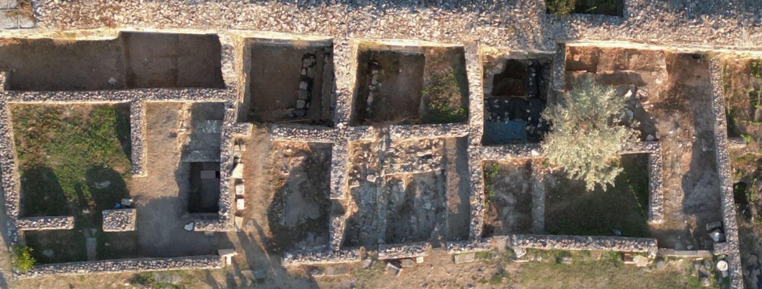 Descoperire remarcabilă în Histria. Ce au găsit arheologii într-o casă incendiată pe vremea romanilor