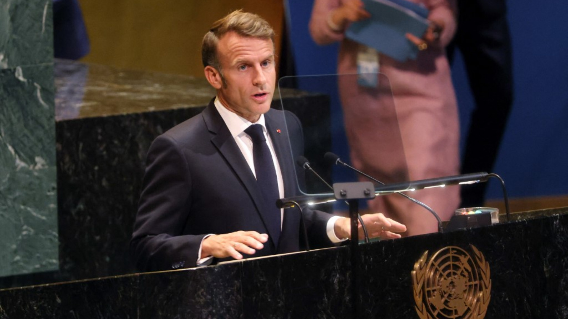 Emmanuel Macron condamnă amenințările la adresa magistraților din Franța și cere identificarea rapidă a autorilor acestora