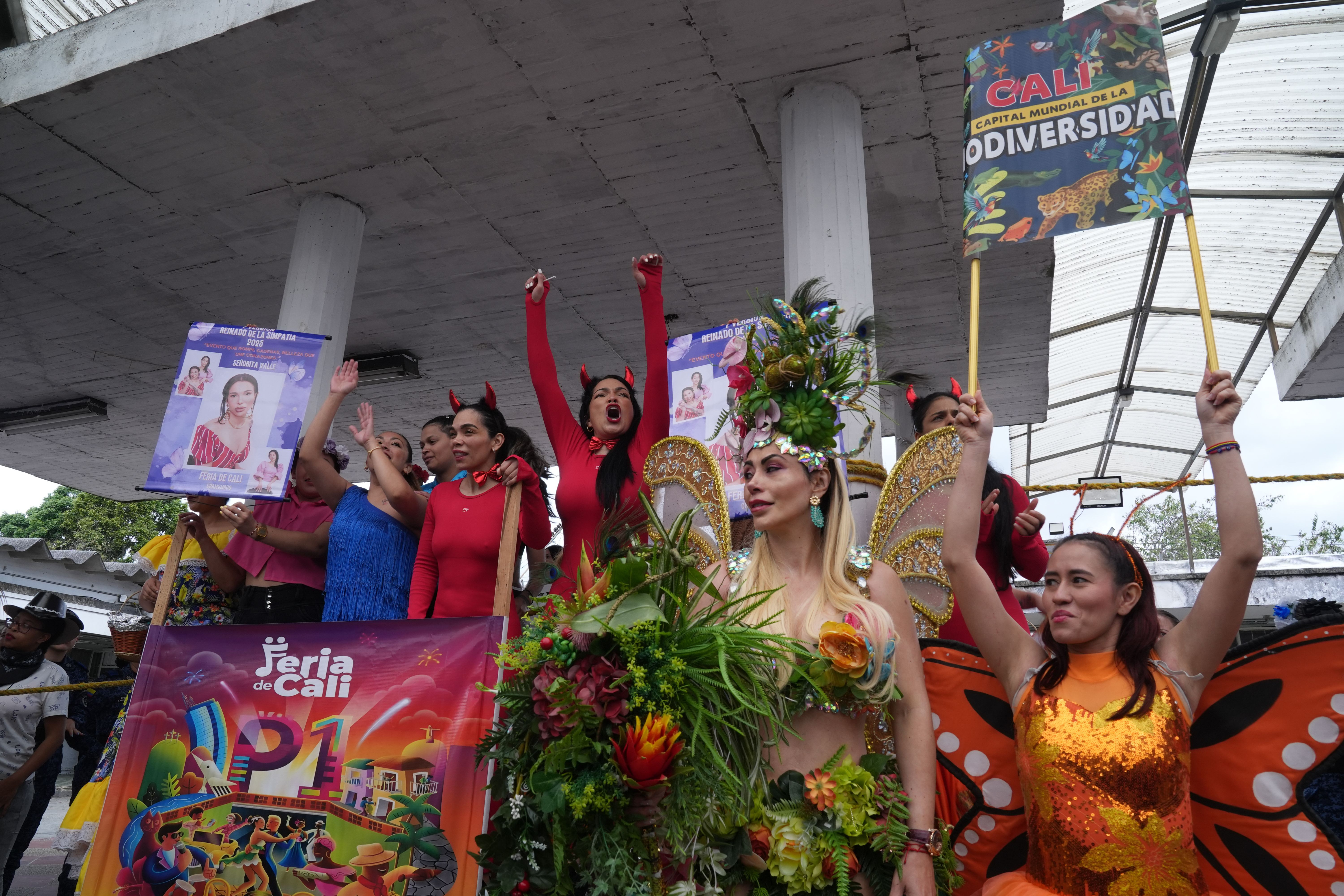 „Miss Pușcărie” într-o închisoare supraaglomerată din Bogota. Traficantele și-au etalat calitățile pe podium |GALERIE FOTO