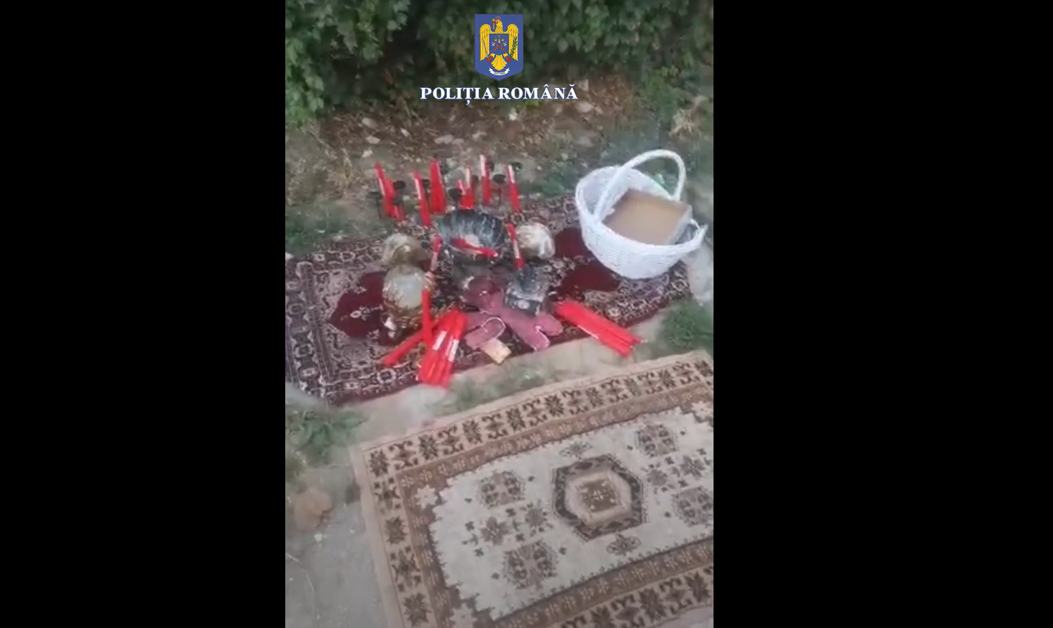 „Puterile supranaturale” nu le-au scăpat de vizita mascaților. Două femei au înșelat o tânără din Buzău cu 50.000 de lei