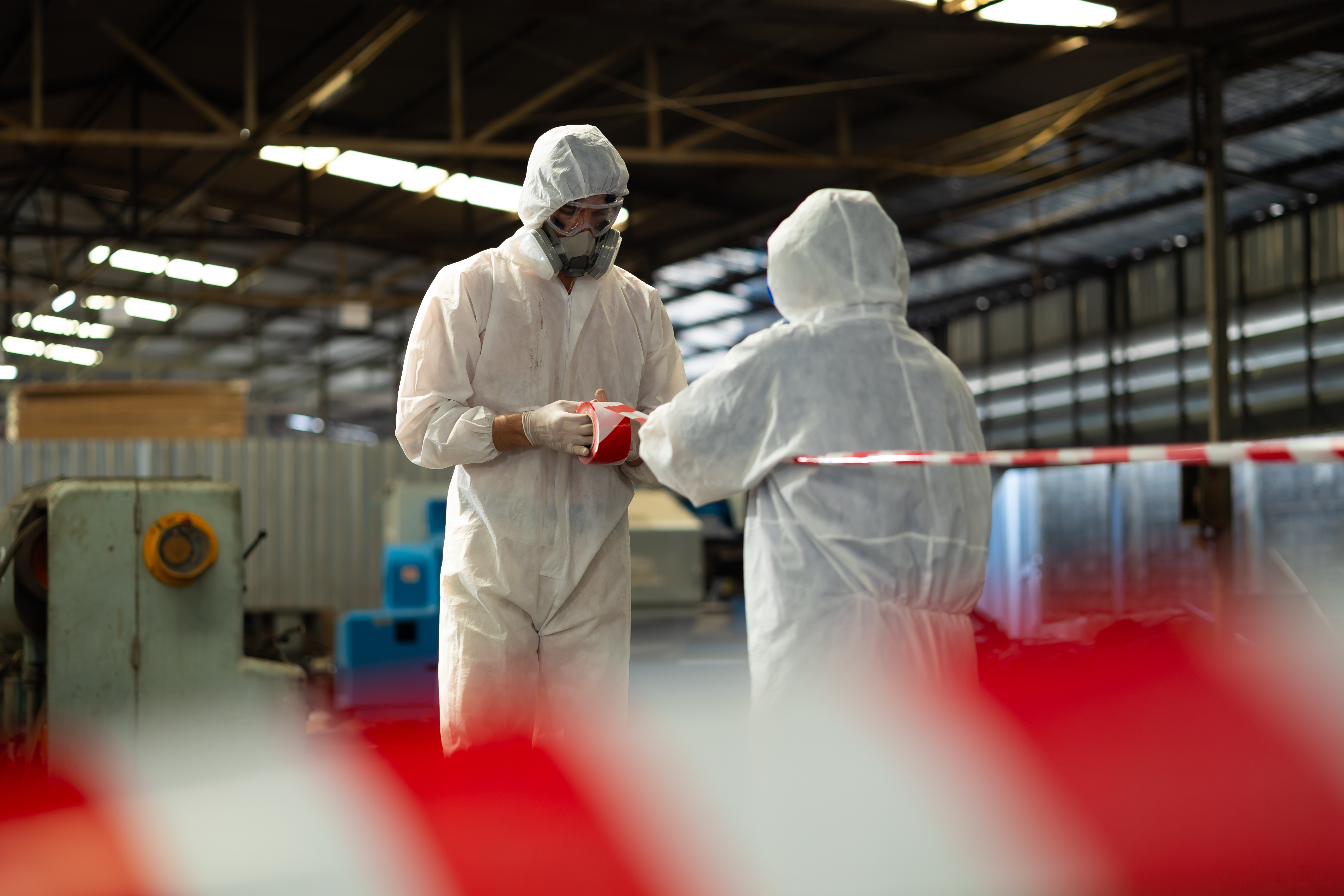 O femeie a murit în China după ce a călcat pe un recipient cu substanțe toxice, în timpul unei plimbări