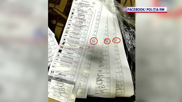 Poliția din Chișinău a descoperit 200 de buletine de vot care erau deja ștampilate în favoarea blocului Alternativa