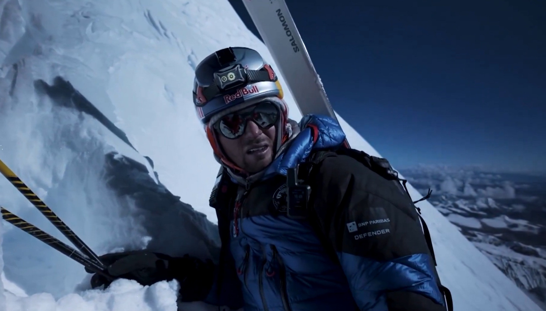 Polonezul Pole Bargiel, primul om care a coborât de pe Muntele Everest pe schiuri, fără oxigen suplimentar | VIDEO