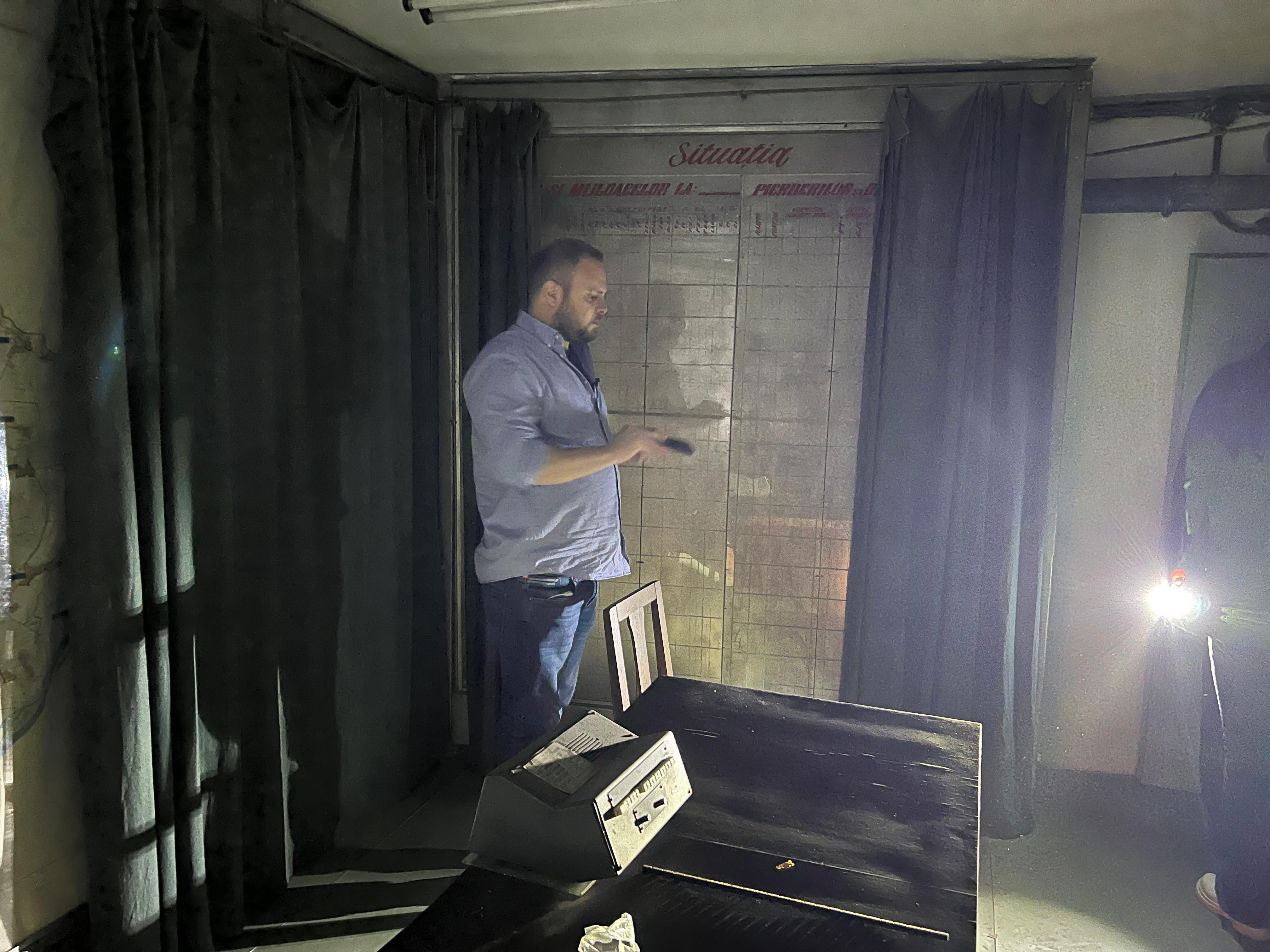 Refugii nefuncționale. Subsoluri parcelate. – FĂRĂ ADĂPOST – un nou reportaj, duminică, la România, te iubesc!