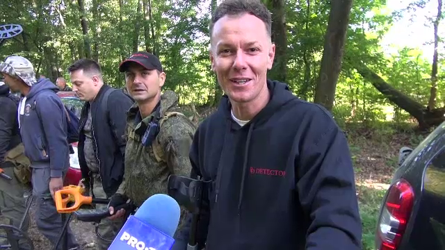 Tabără de vânători de comori în Neamț. Pasionați din țară și străinătate, la pas cu detectoare de metale