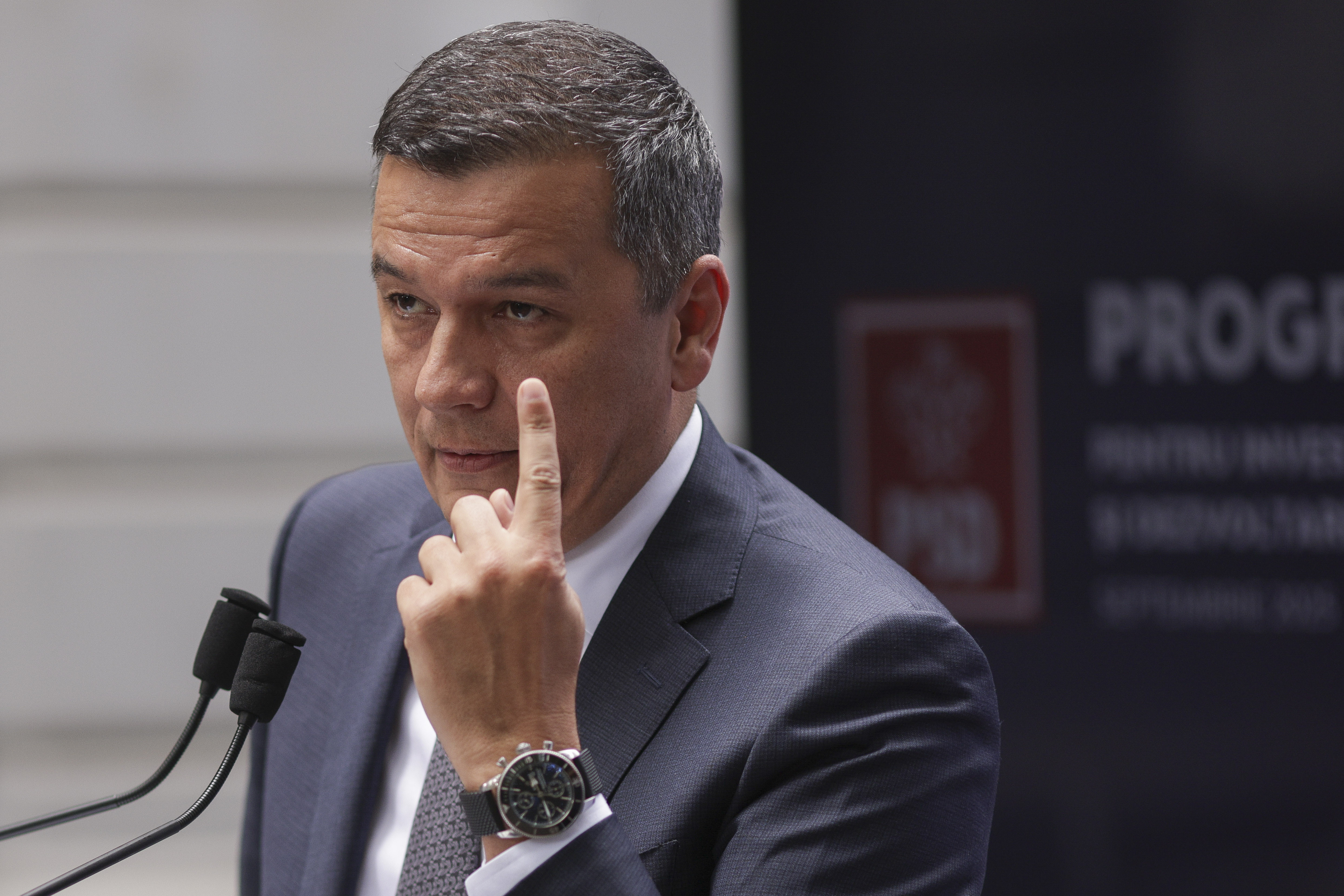 Grindeanu vrea să readucă vechii lideri din PSD la Congres: „Năstase mi-a confirmat, va veni. Ne aducem oamenii înapoi”