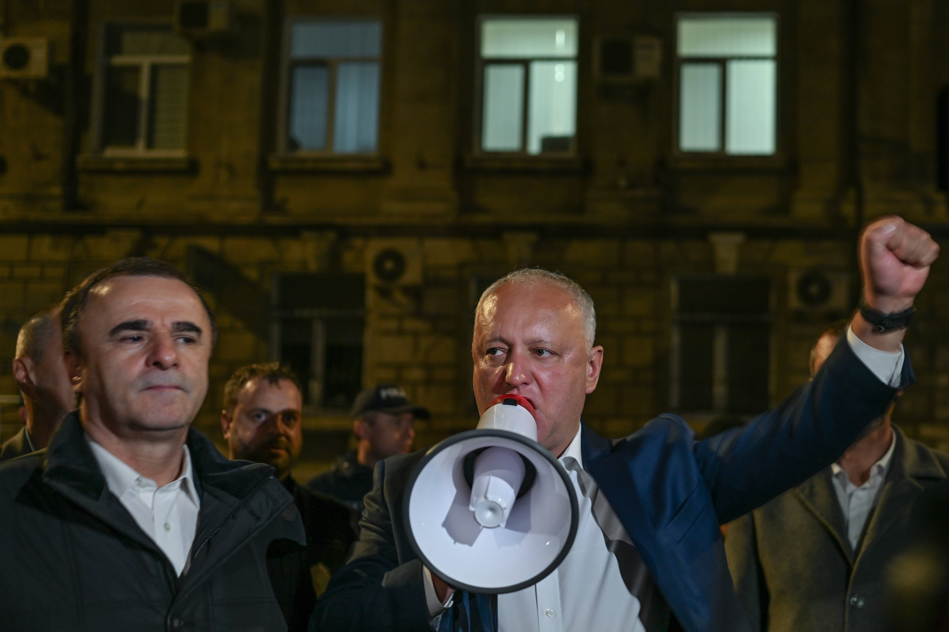 Socialiștii lui Igor Dodon, campanie împotriva unirii cu România: „Cine vrea să se unească, ştie unde să se ducă”