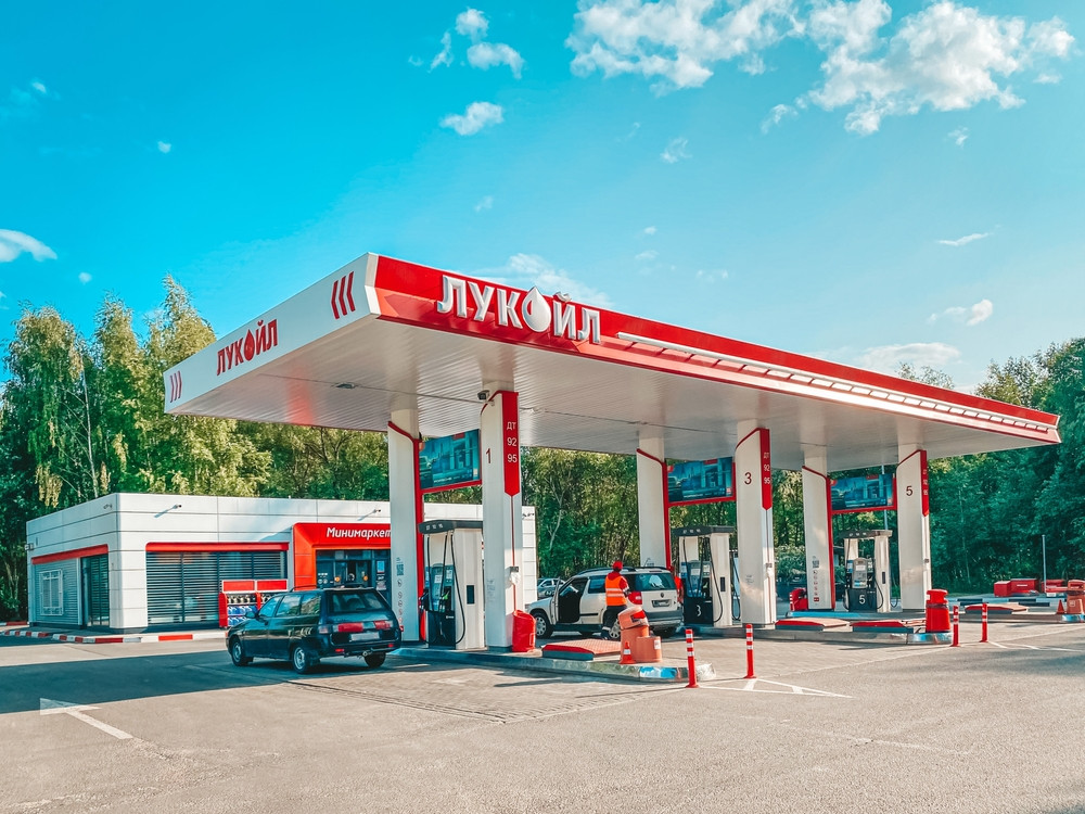 CNN: Rusia are probleme mari cu pompele de benzină, din cauza Ucrainei. Exporturile de combustibil, interzise tot anul