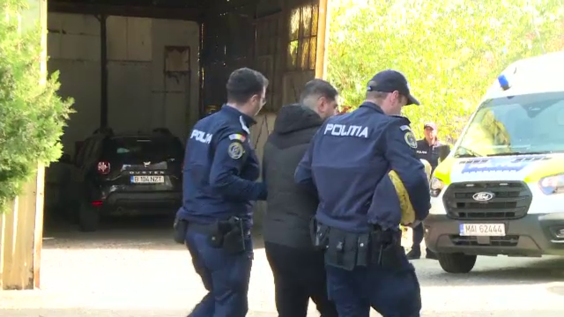 Cel puțin 10 angajați ai companiei CFR Marfă sunt audiați. Sunt suspectați că ar fi furat piese de locomotive și motorină