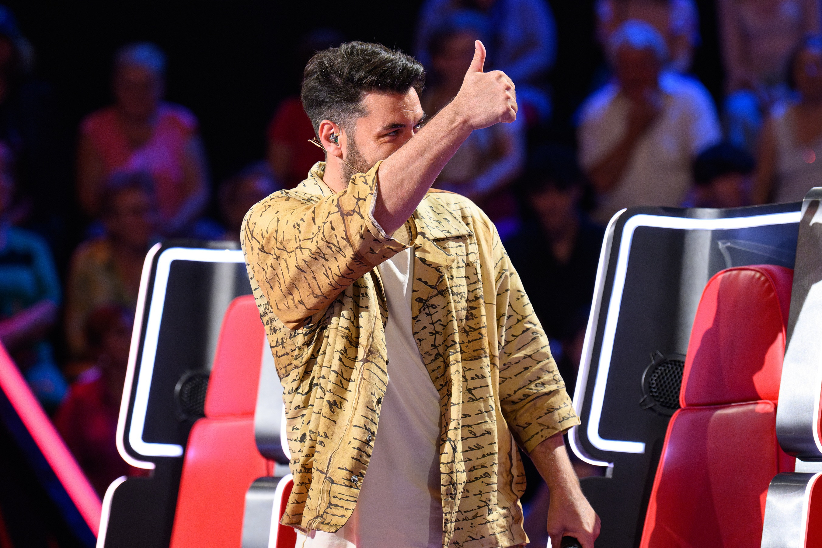 Emoții puternice, alegeri dificile și concurenți care uimesc până la lacrimi, vineri, la Vocea României