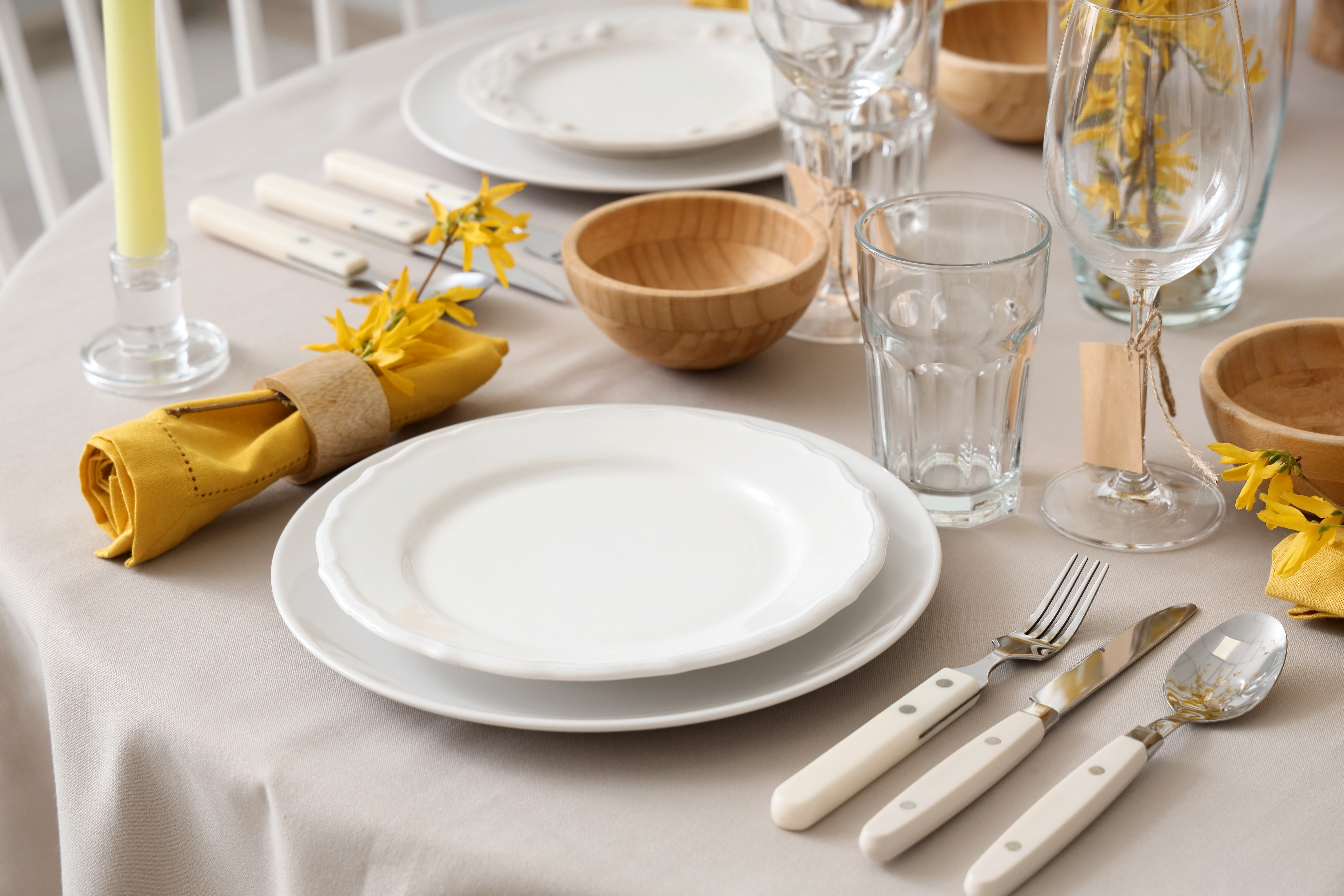 tacamuri la masa eticheta bune maniere