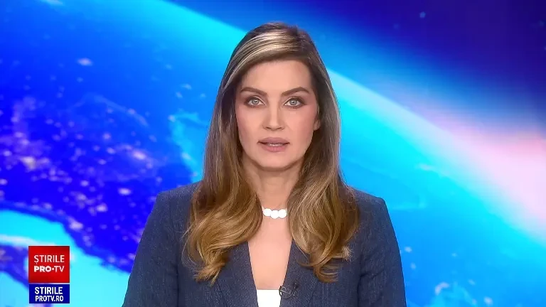 Bărbat bătut și luat pe capota mașinii de un șofer, în fața unui spital din București. Imaginile șocante au fost filmate