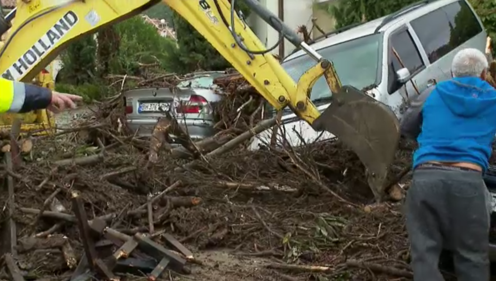 Litoralul bulgăresc, lovit de inundații istorice. Scene apocaliptice după ploile torențiale: „Situația e rea de tot”