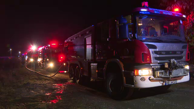 O hală de carmangerie a fost mistuită de un incendiu, lângă Timișoara. „Am luat o căciulă şi am fugit”