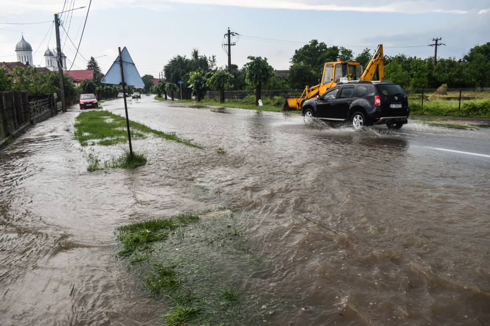 Unde a ajuns o familie din Covasna care se întorcea cu mașina de la biserică, ghidată de GPS
