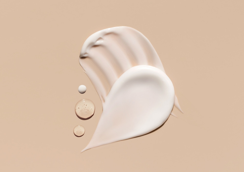 (P) Cum să folosești corect serumul cu acid hialuronic