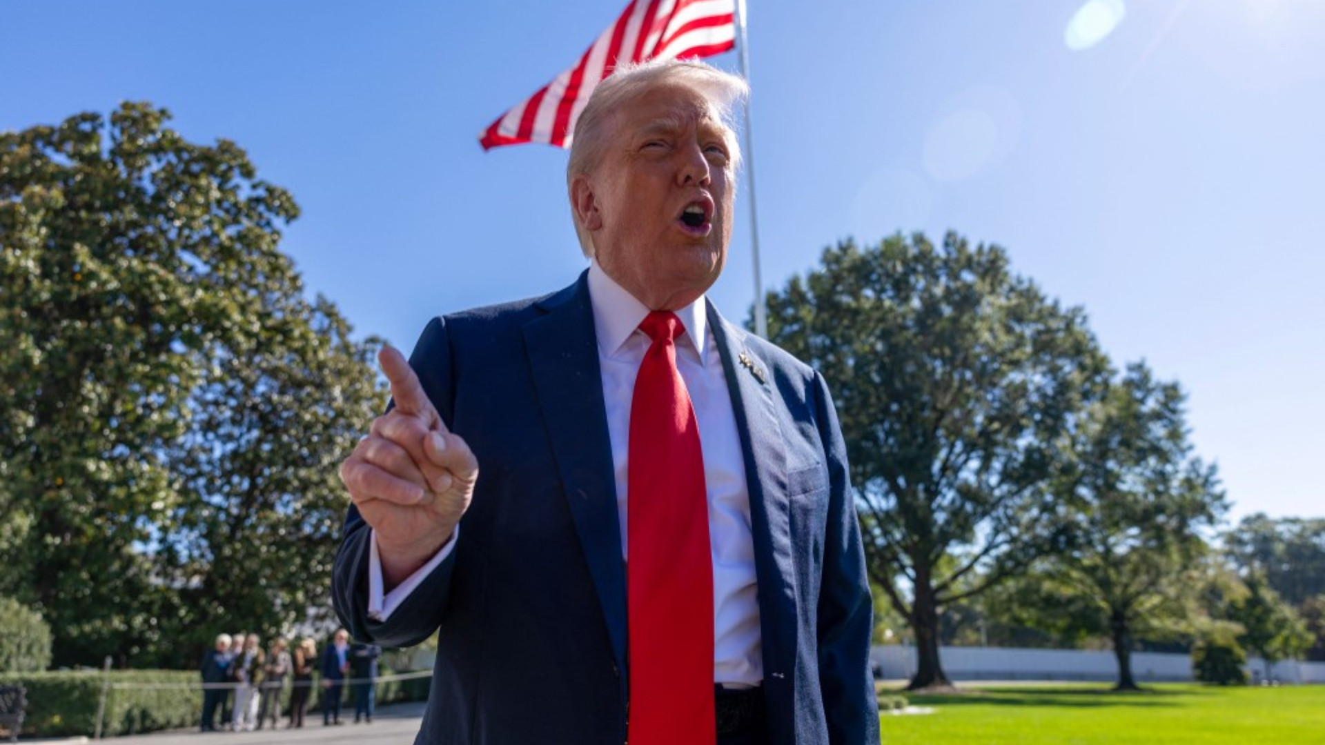 Cel mai lung blocaj guvernamental din istoria SUA. Au fost anulate 1.200 de zboruri