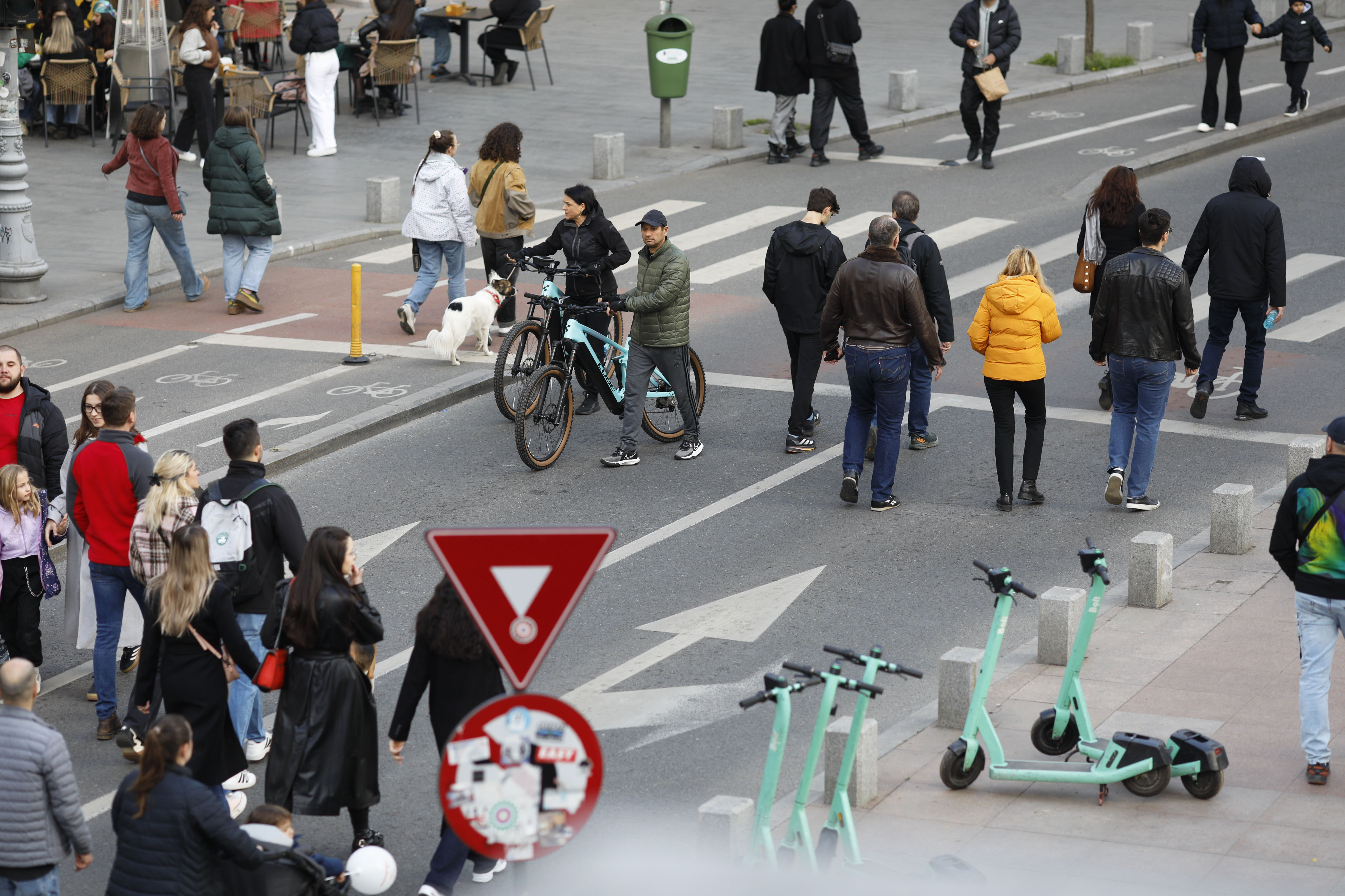 România, pe drumul spre un deficit record: 5,39% din PIB după trei trimestre, cu țintă de 8,4% la final de an