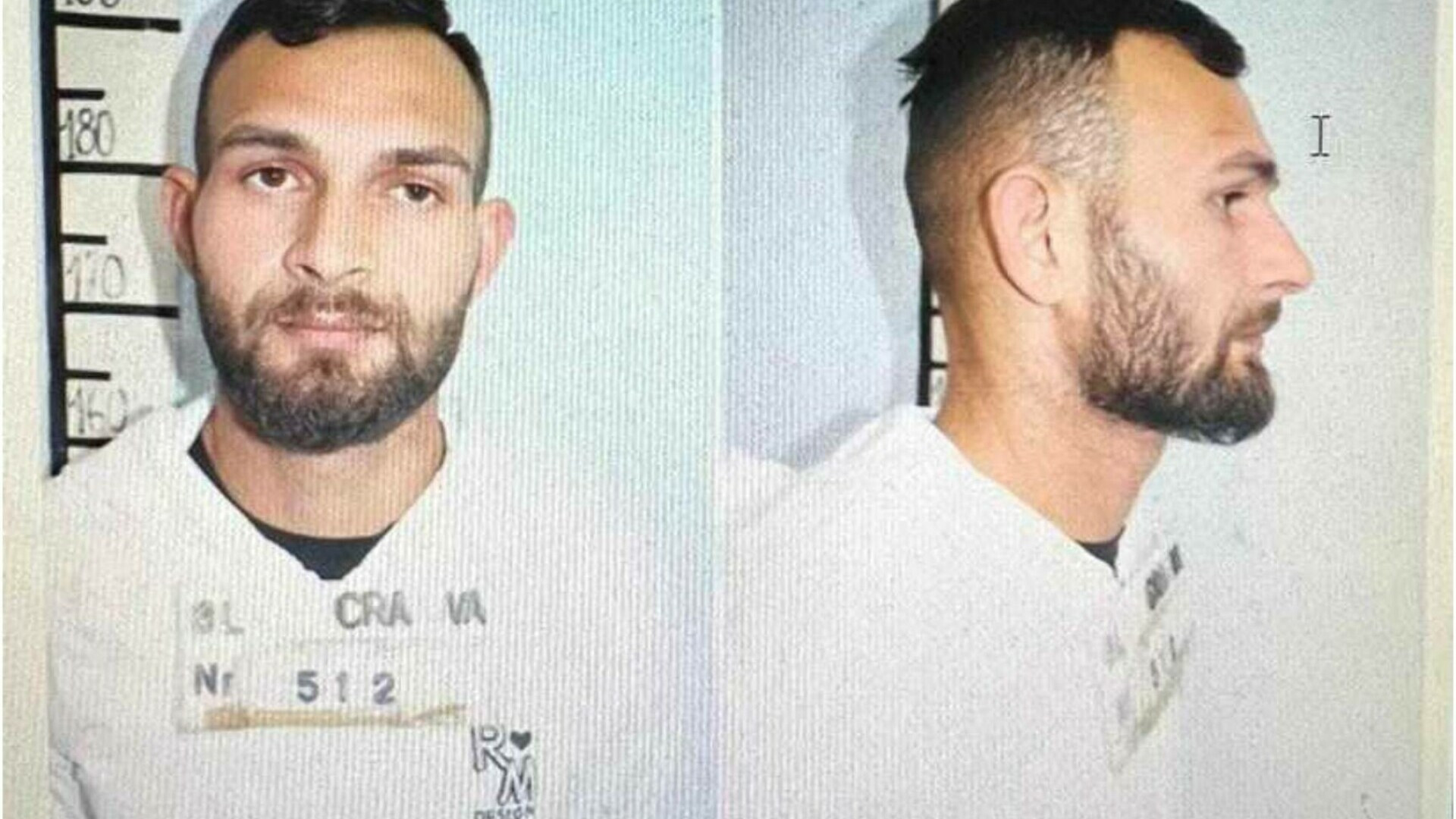 Tânărul cercetat pentru jaf armat a evadat de sub escorta poliției. A furat o bicicletă din curtea unui bătrân de 82 de ani