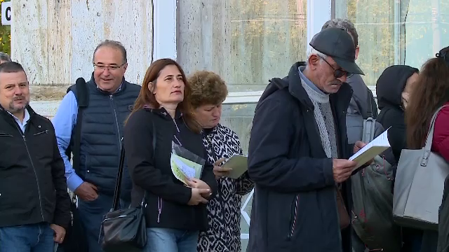 Tinerii se feresc de muncă, în timp ce vârstnicii o caută. Românii de peste 70 de ani, dornici să se angajeze