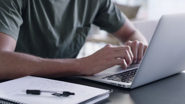 PwC: Ordonanţa "trenuleţ" transmite companiilor un semnal de posibilă reducere a presiunii fiscale din 2026