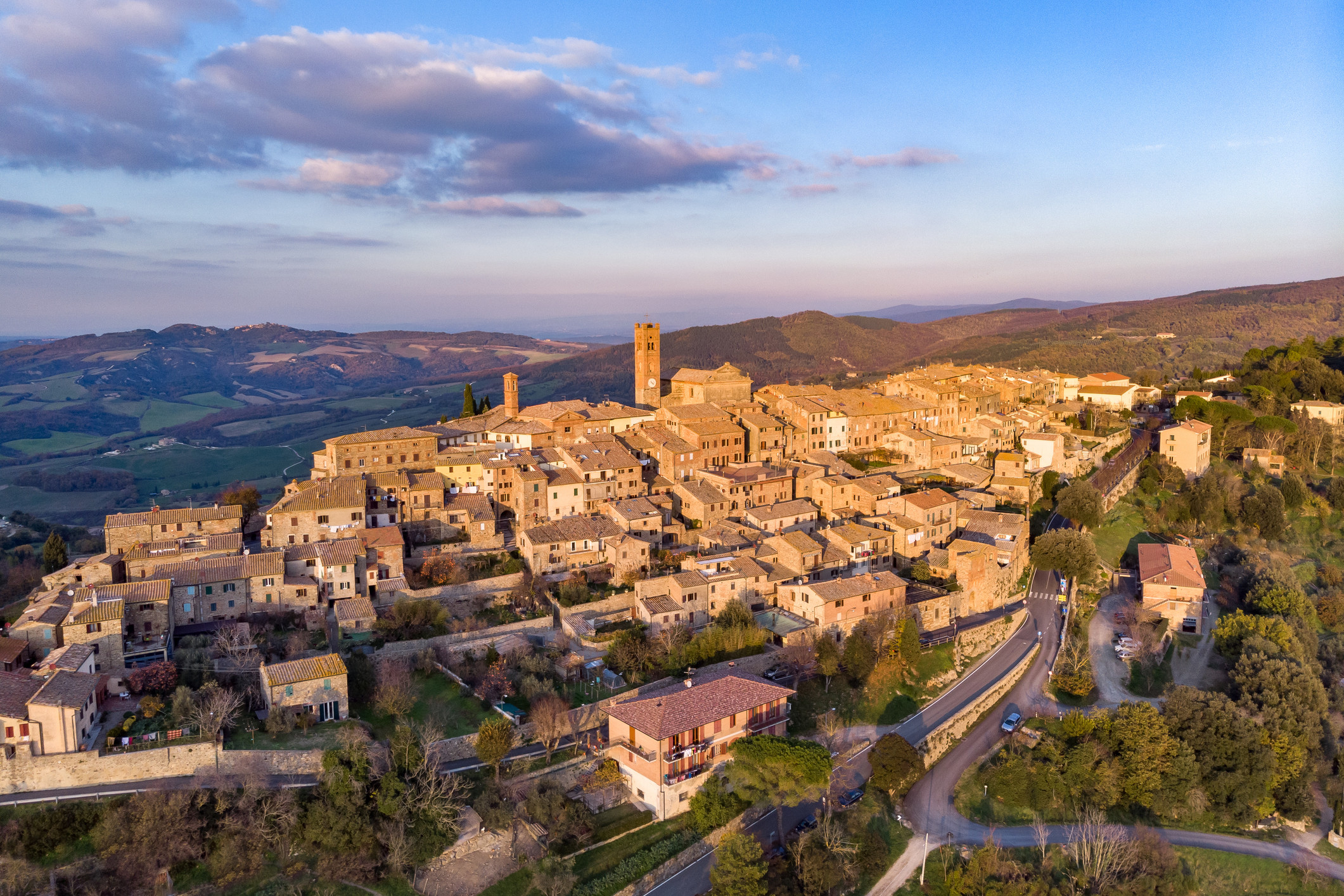 Un sat din Toscana oferă până la 20.000 de euro celor care se mută acolo. Și chiriașii primesc bani