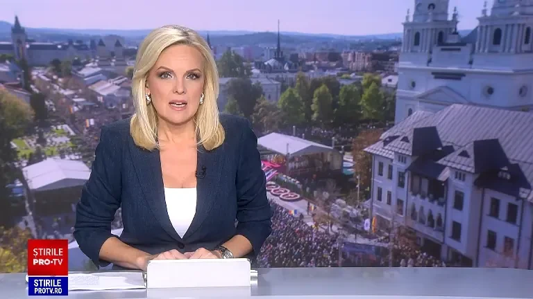 Călătorie a credinței, la Iași. Coada la racla Sfintei Parascheva depășește 5 km. O fetiță se roagă ”să nu-i mai fie frică”