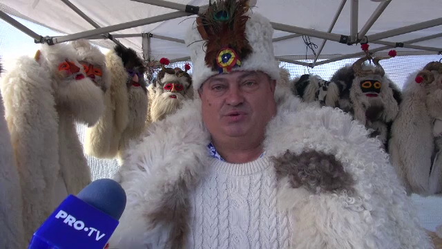 Turiști și localnici s-au adunat la Slănic Moldova pentru „răvășitul oilor”. Ce marchează această sărbătoare tradițională