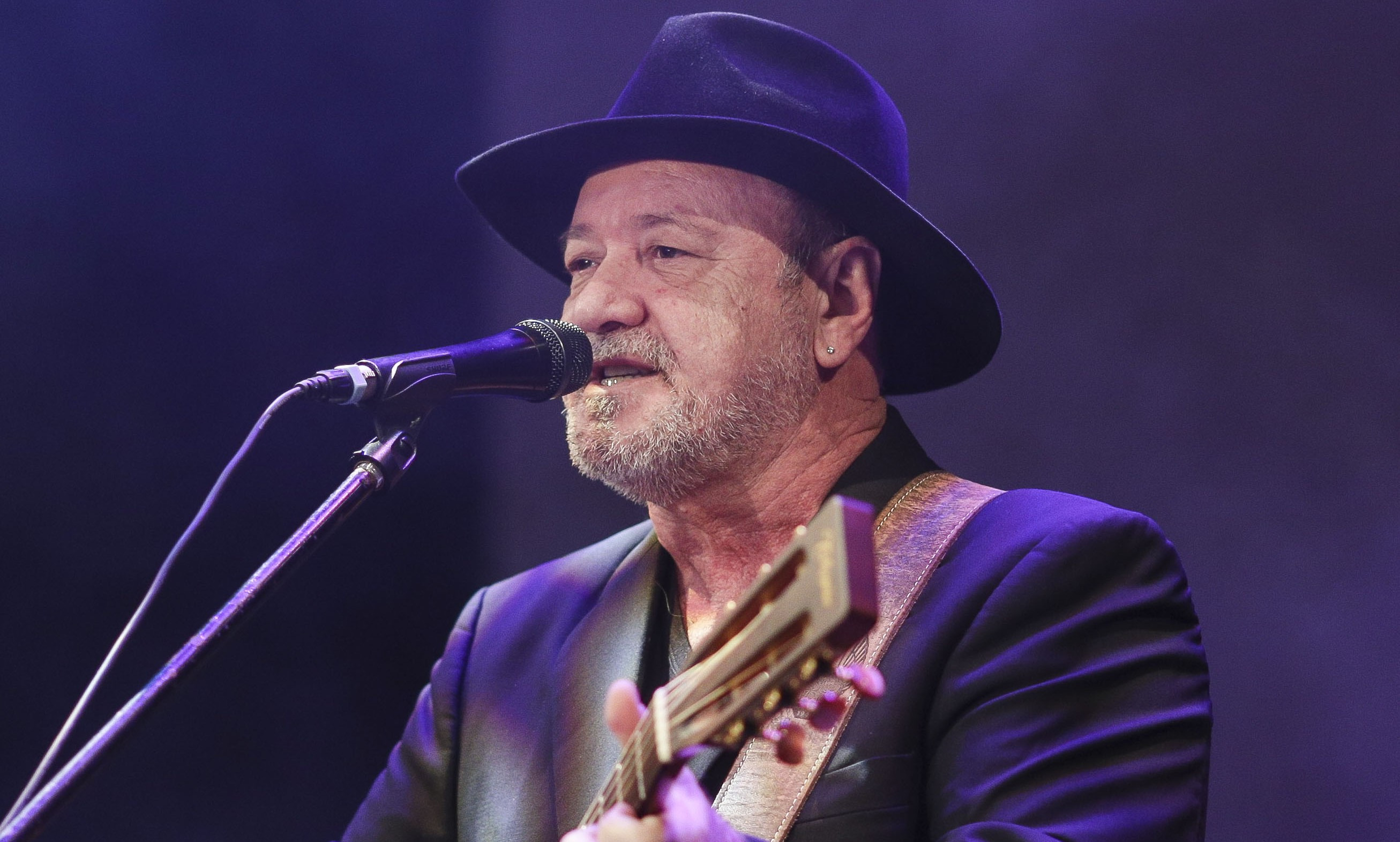 Artistul Nicu Alifantis, nemulțumit de Guvernul Bolojan: ”Bă, se-alege praful de tot, fi-v-ar ordonanța de râs să vă fie”