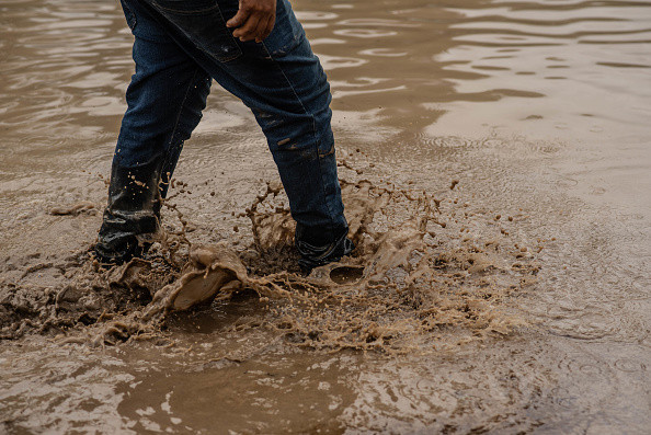 Pericol de inundații în mai multe județe din România. Hidrologii au emis un cod portocaliu pentru șapte dintre ele. HARTĂ
