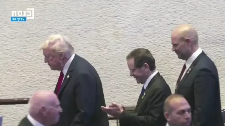 Donald Trump, primit cu aplauze în Parlamentul din Israel