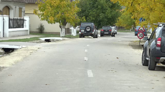 A strâns de gât un tânăr la un târg și a ajuns în comă, la spital. „Bem un păhărel, îi dăm în cap”