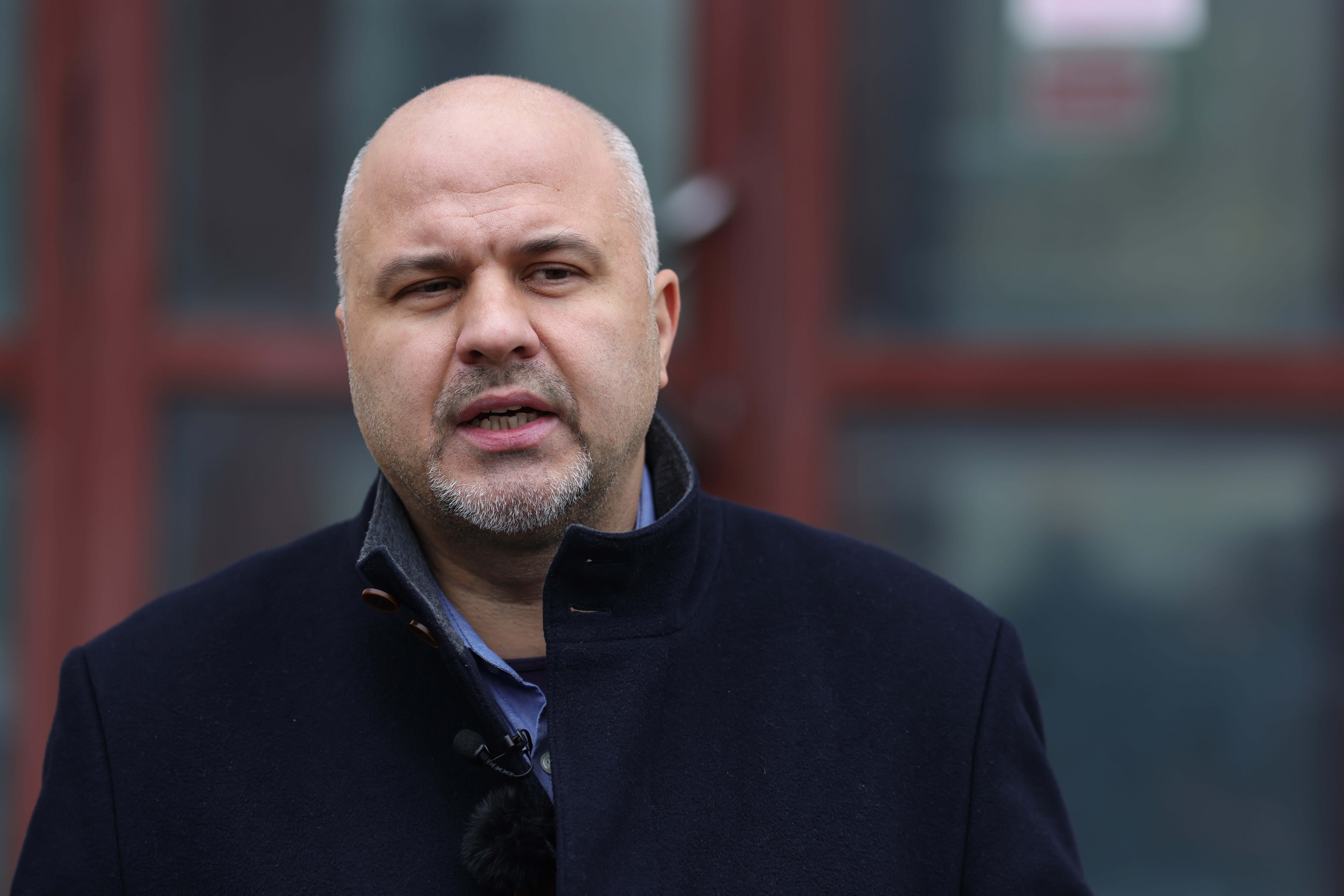 Cum au reacționat PSD și PNL după ce un deputat USR a dat guvernul în judecată: „Este ciudat și nepotrivit”