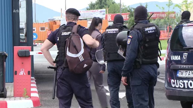 Ce a descoperit poliția din Timișoara la un control de rutină în trafic. A fost declanșată o anchetă la Poliția de Frontieră