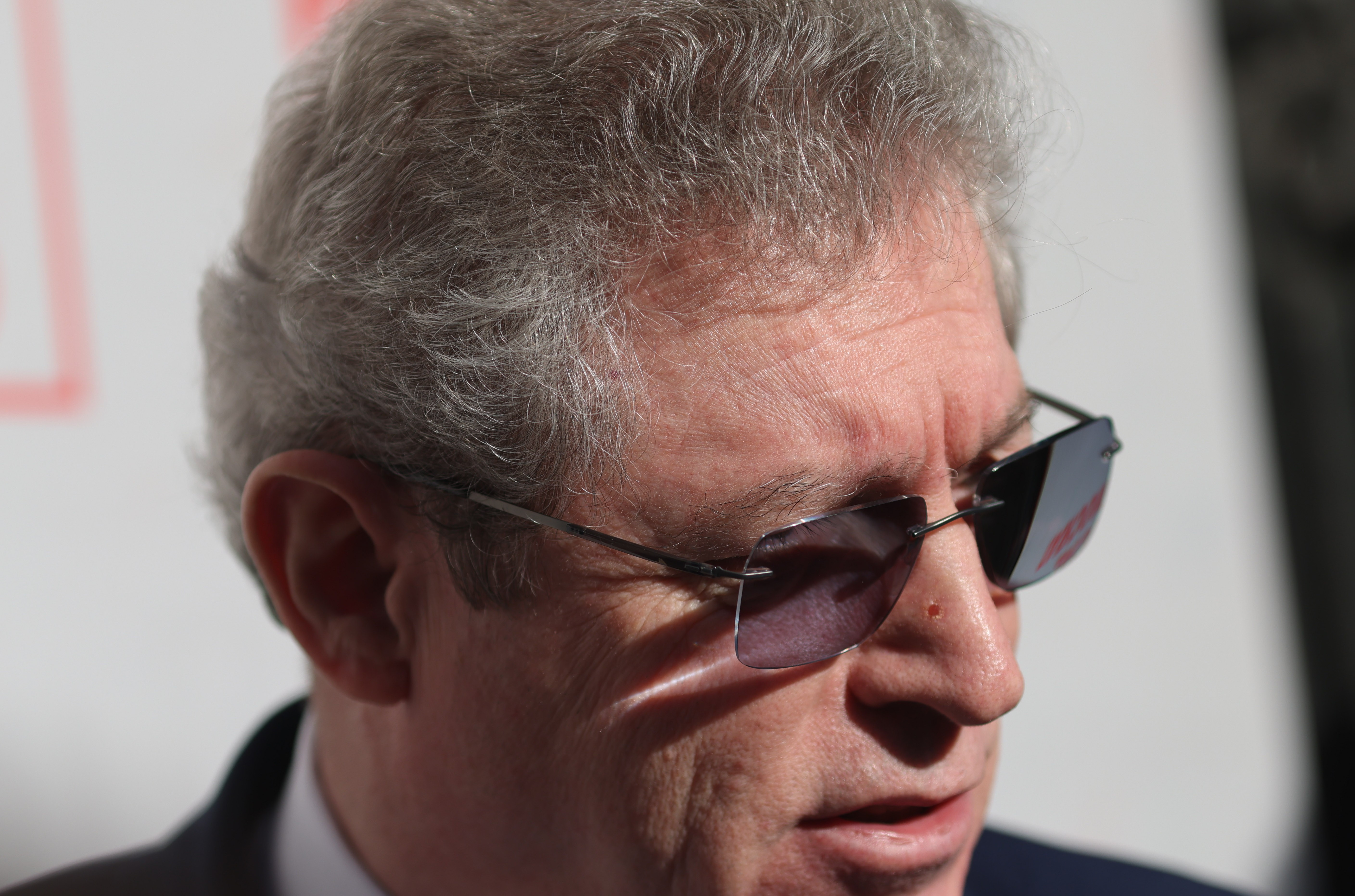 Parlamentar al României, declarație surprinzătoare: ”Mă doare în cot de deficitul bugetar! Este o bulibăşeală totală, da?”