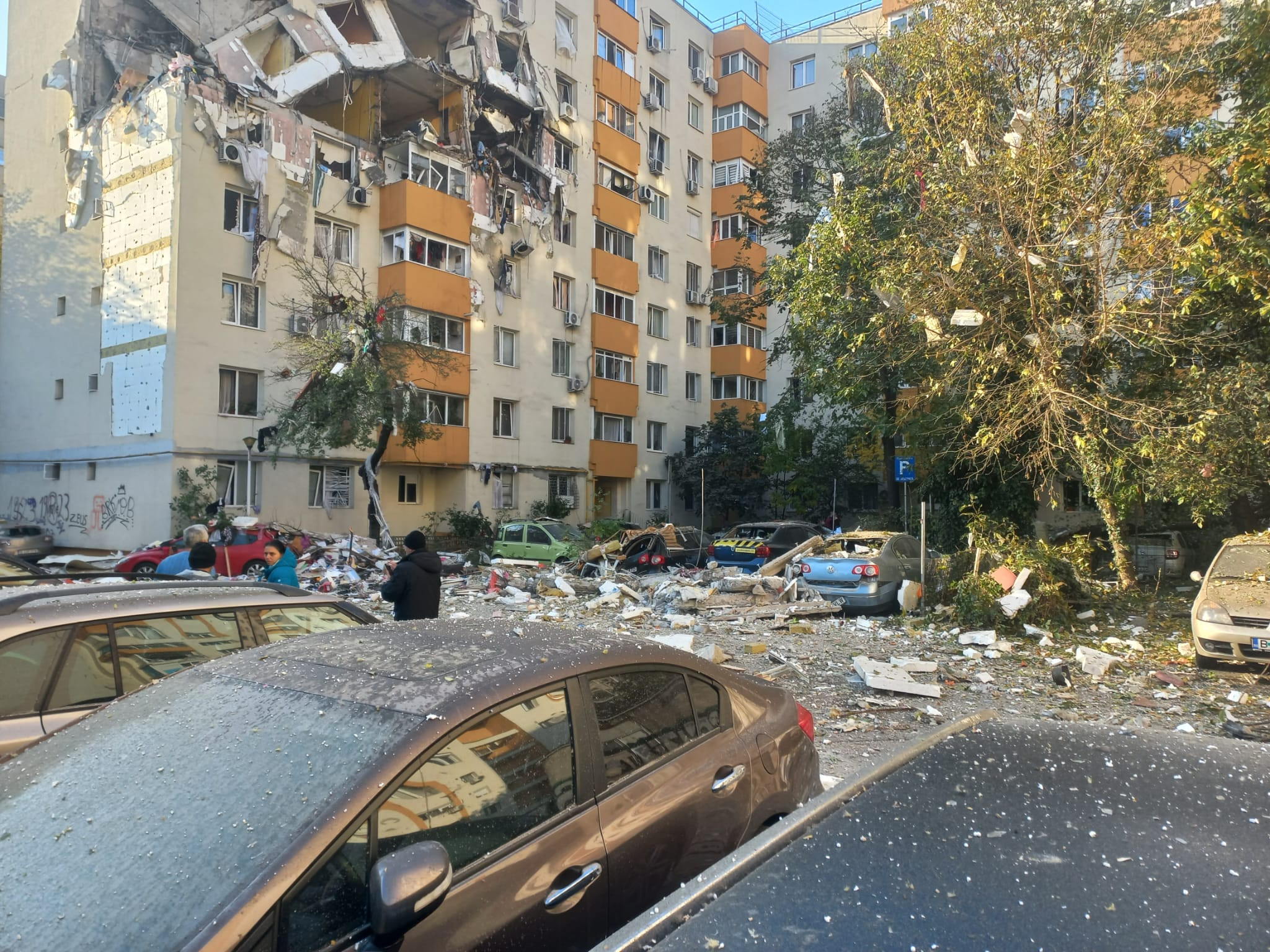 Explozie în Rahova. Primele imagini de la blocul de 8 etaje distrus de o deflagrație. Bilanțul victimelor | FOTO