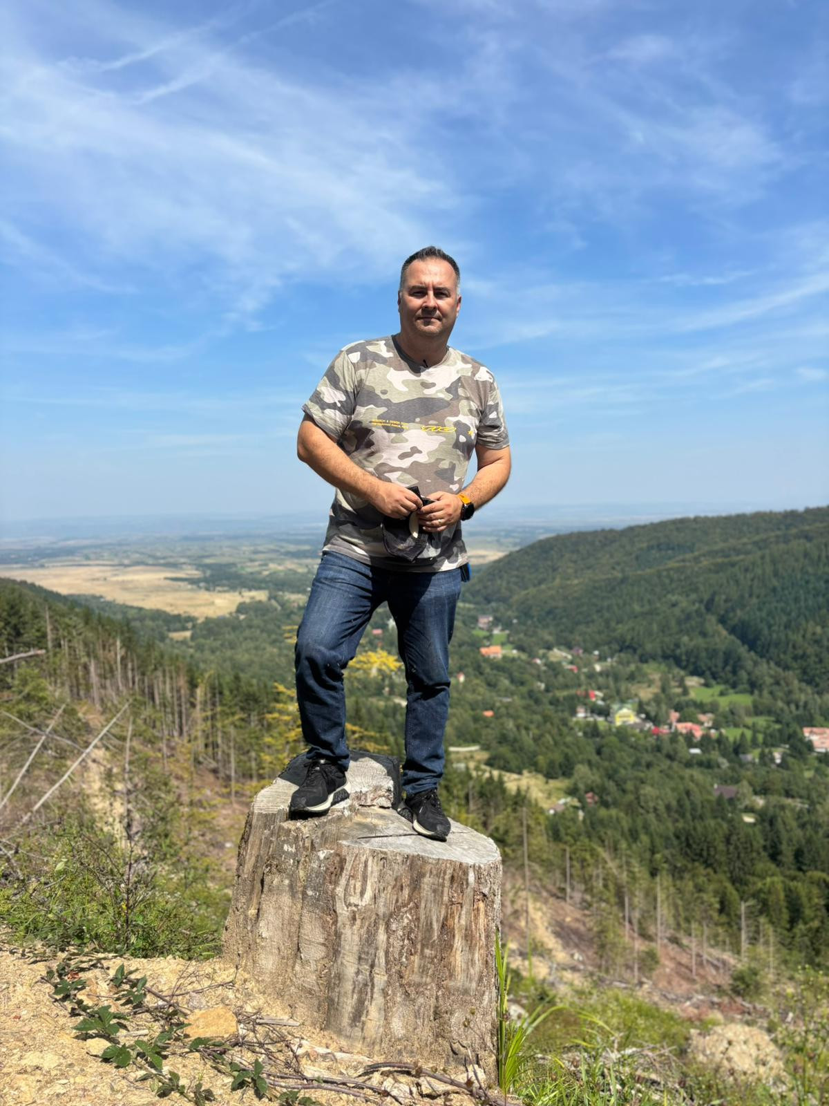 „Rezervații pentru combinații”, un nou reportaj semnat de Rareș Năstase, duminică, la România, te iubesc!