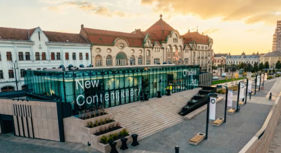 Un nou punct de atracție a apărut în Oradea. Turist străin: „E foarte interesant și are o arhitectură fabuloasă”