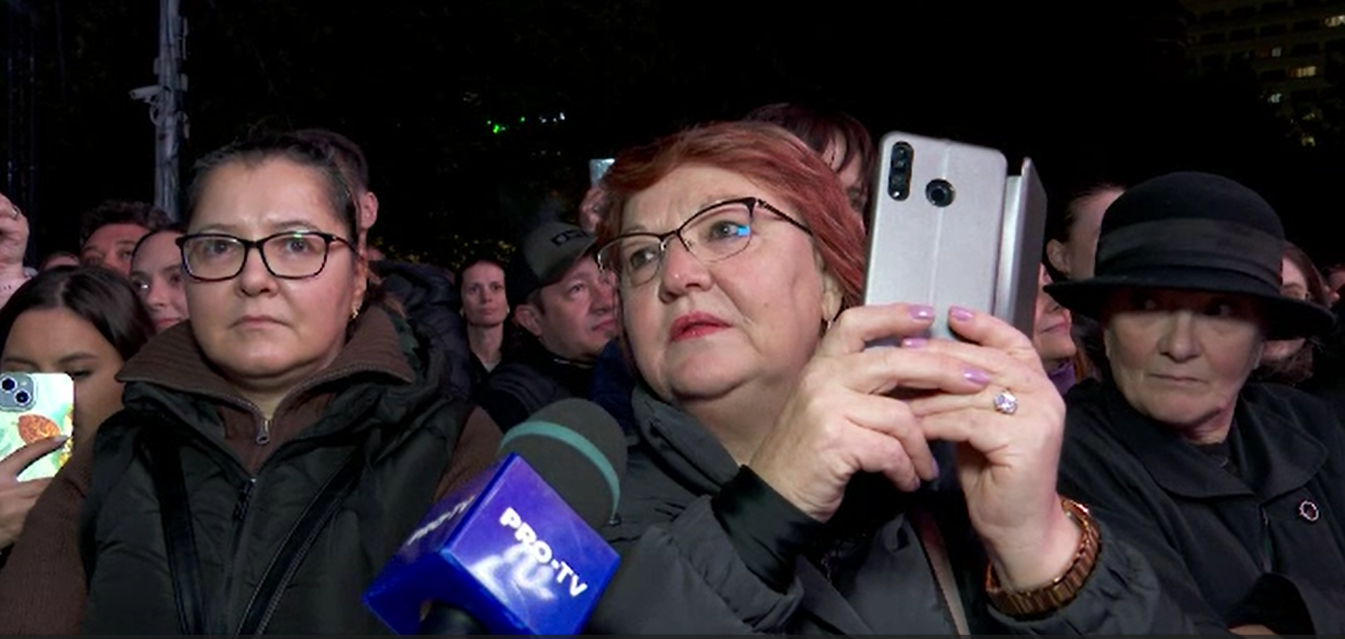 Ce a apărut pe cerul Iașiului în ultima seară de sărbătoare. „Impresionant”