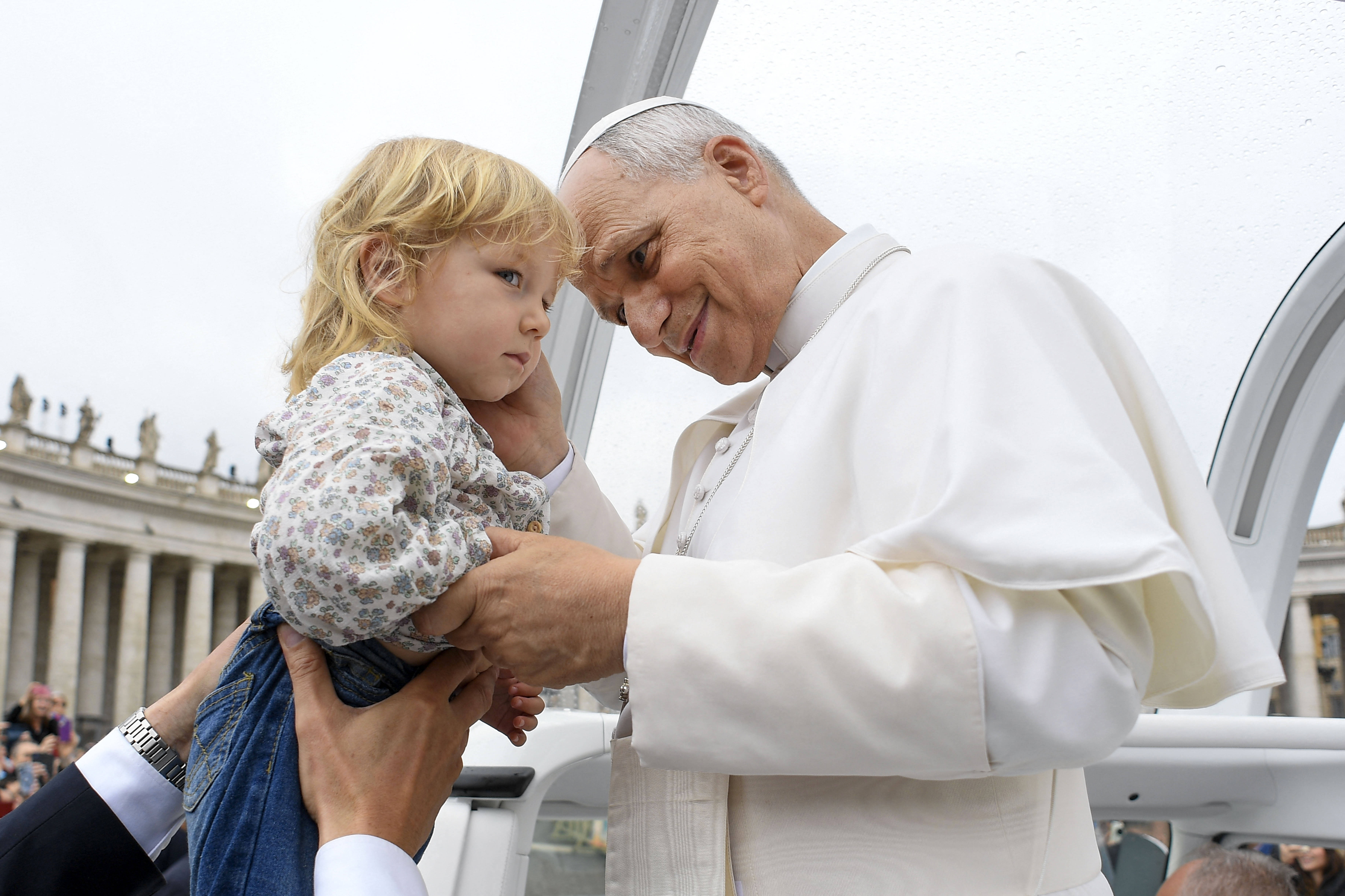 Papa Leon apără modelul căsătoriei creștine în fața „contra-modelelor false” ale societății moderne