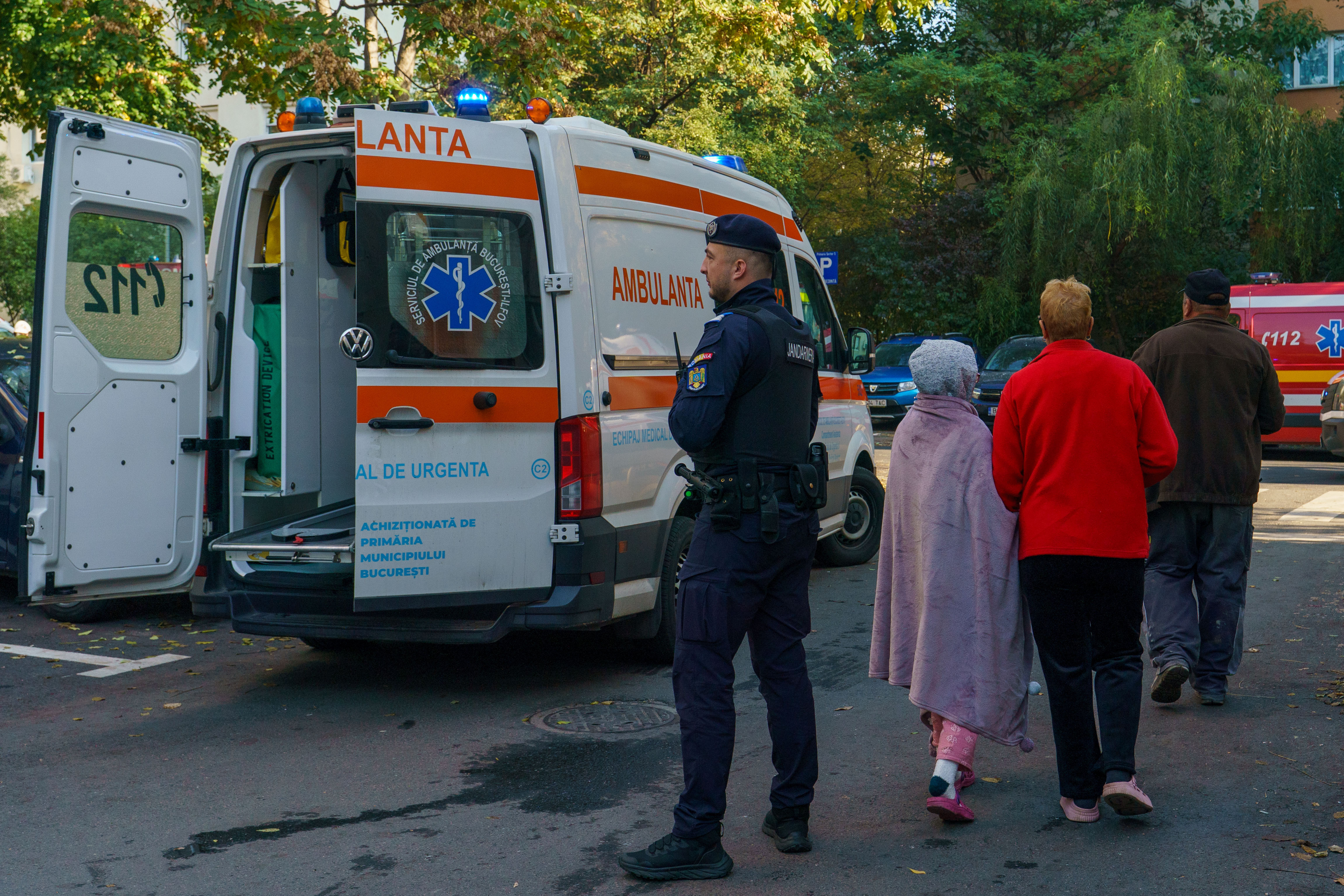 Două victime din blocul din Rahova nu pot fi încă identificate. Anchetatorii cer teste ADN pentru confirmare