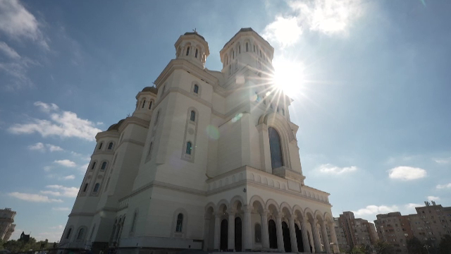 Când va fi sfințită Catedrala Mântuirii Neamului din București. Programul ceremoniei