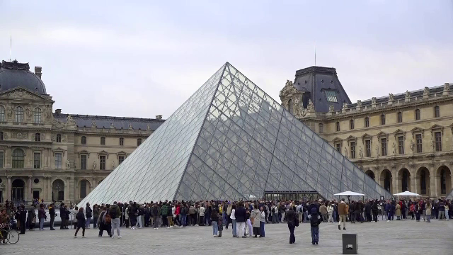 Noi detalii despre jaful de la Luvru. Anchetatorii arată cu degetul spre Europa de Est