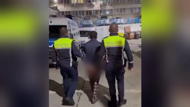 Un tânăr a violat o femeie de 66 de ani într-un cimitir, în județul Brăila. Bărbatul are o condamnare de 8 luni de închisoare