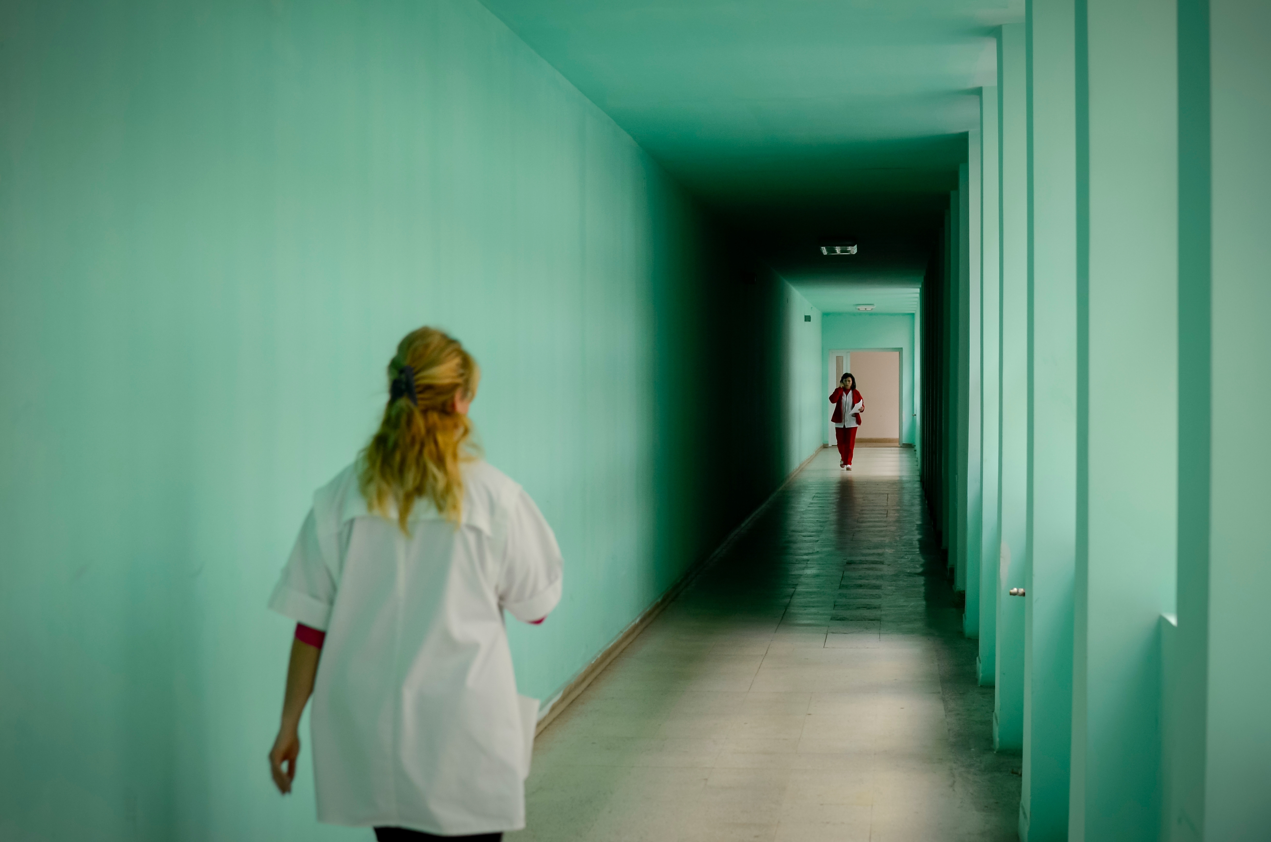 Spitalul privat unde a murit o tânără era oficial hotel. Nereguli grave descoperite. Ministerul Sănătății sesizează DNA