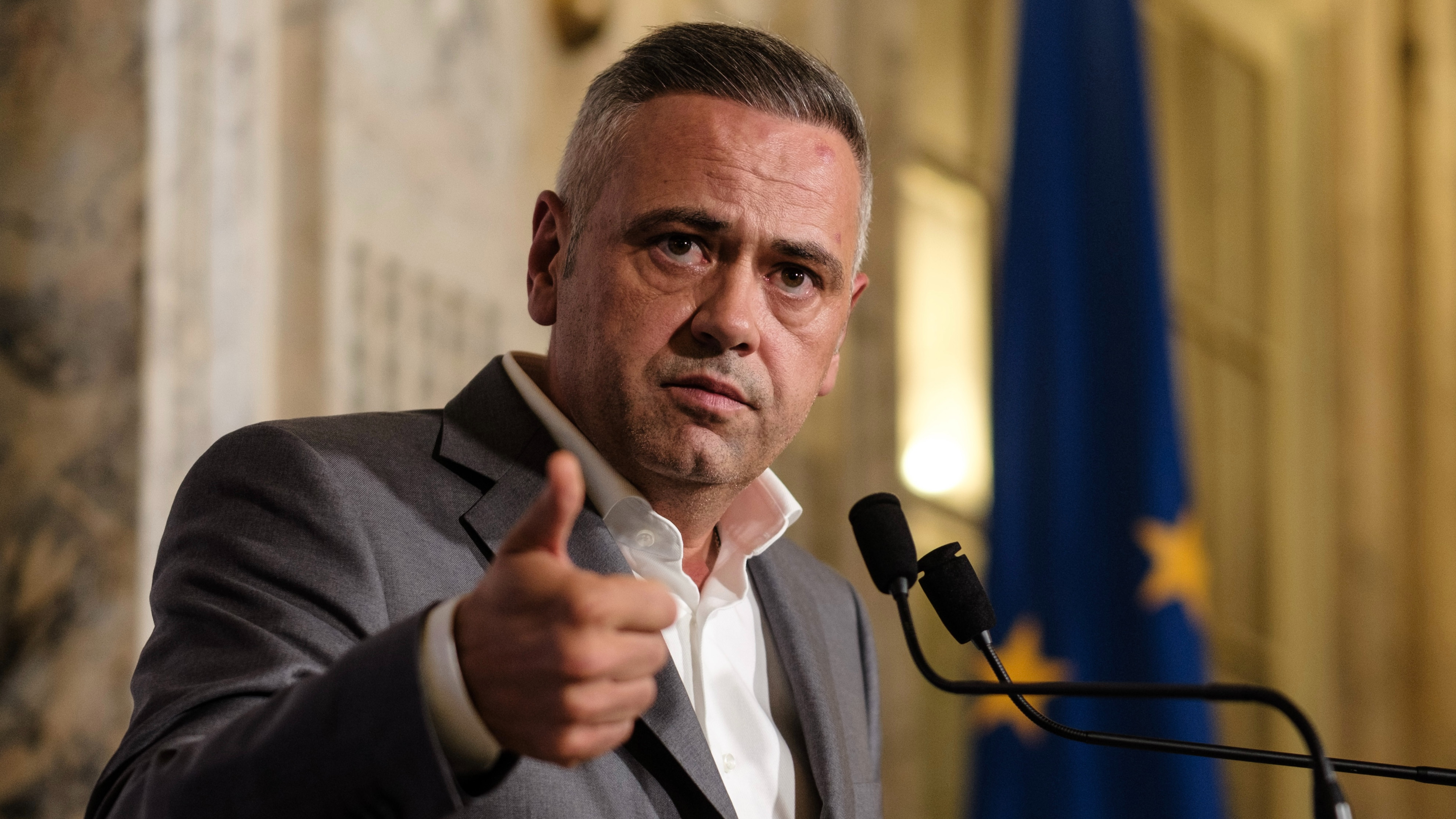 Moțiunea AUR împotriva lui Florin Barbu, ministrul Agriculturii, a fost respinsă de Camera Deputaților