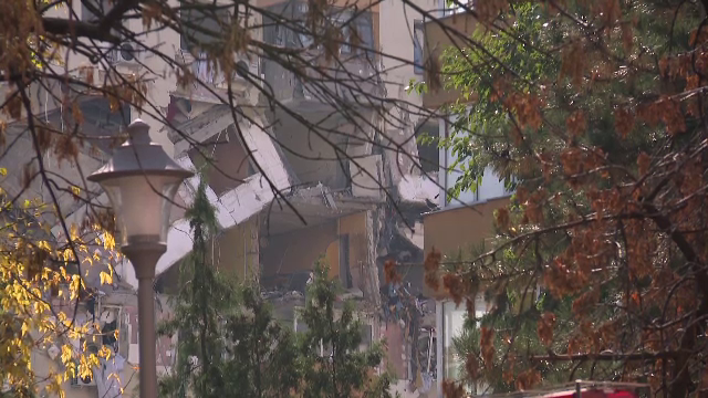 Ce au descoperit anchetatorii la blocul explodat din Rahova. Au ridicat o conductă de gaz fisurată şi mai multe cabluri