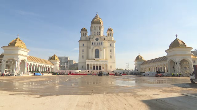 Sfințirea picturii Catedralei Naționale. Polițiștii impun restricții de circulație pe anumite străzi din București