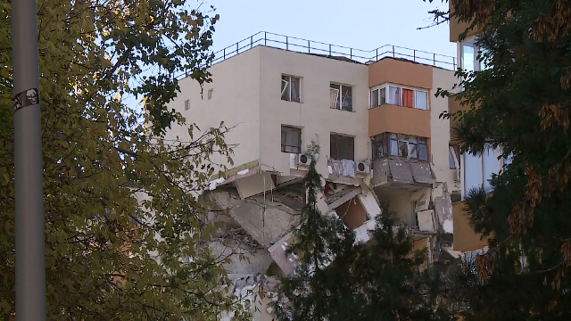 Peste 300 de locuitori ai blocului din Rahova vor primi despăgubiri. Doar 3 din 10 locuințe din țară au asigurare facultativă