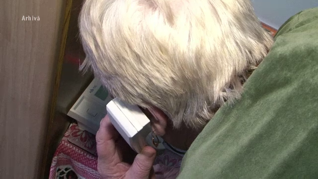 Metoda „Accidentul” lovește din nou. Bătrâne înșelate cu zeci de mii de lei de un deținut din penitenciar